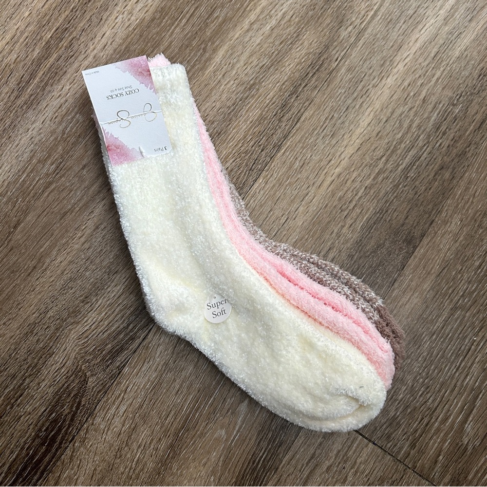 Jessica Simpson Cozy Soft Fuzzy Socks Set 3 Pack NWT